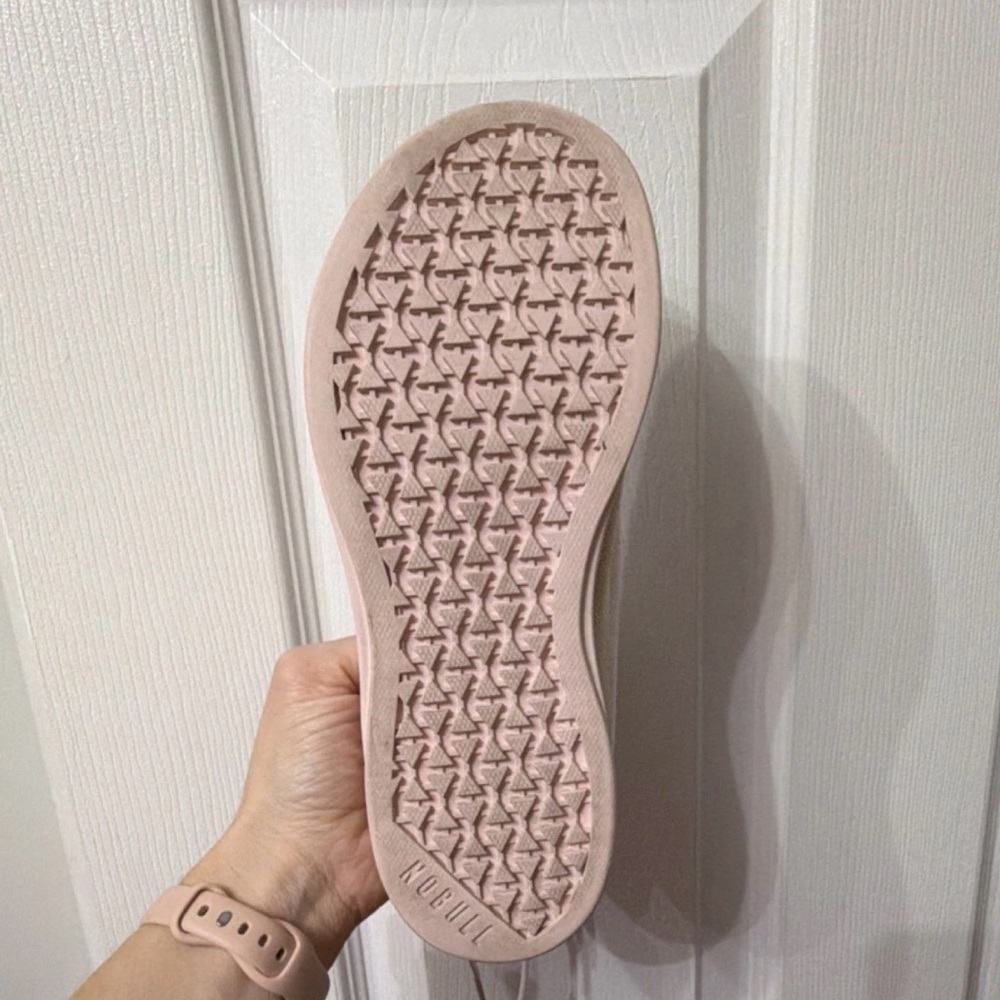 NOBULL Baby Pink Sneakers - Size 8 - Picture 2 of 2